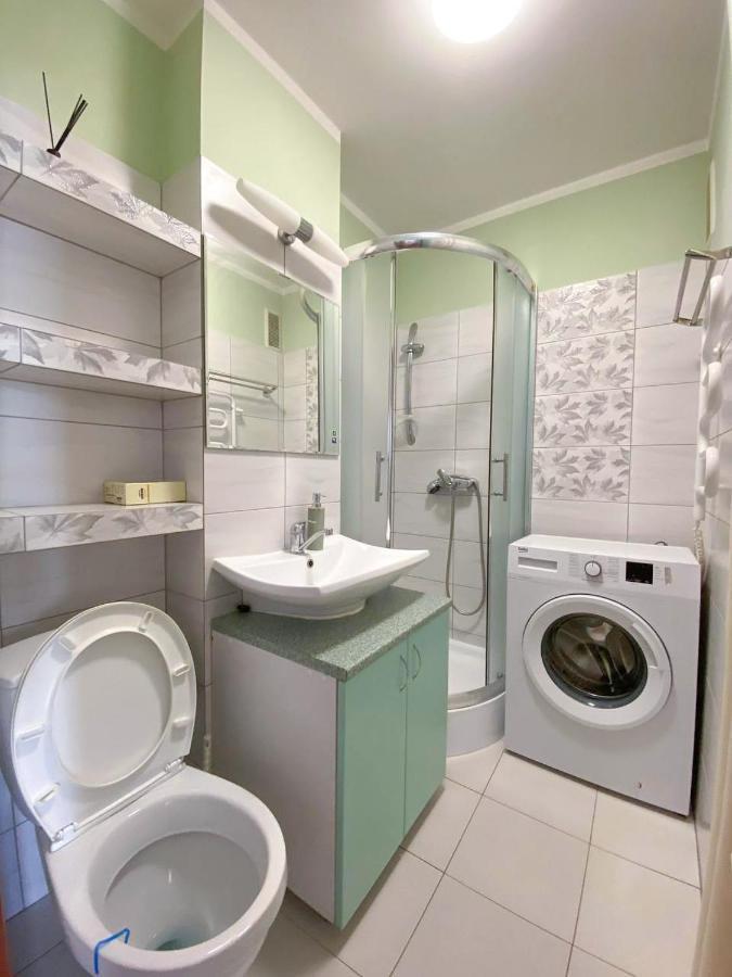 Room №3 Grzybowska 5 The Very Center Of Warsaw Ngoại thất bức ảnh